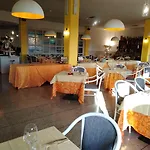 Hotel Rhi Porta Bologna 4*