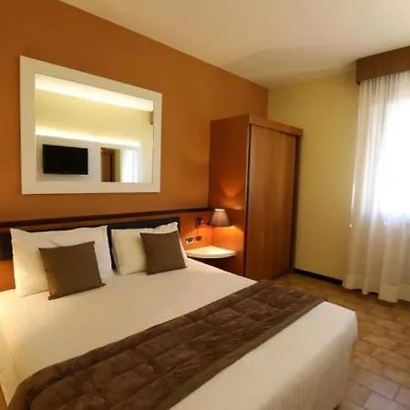 Rhi Porta Bologna Szálloda Pieve di Cento