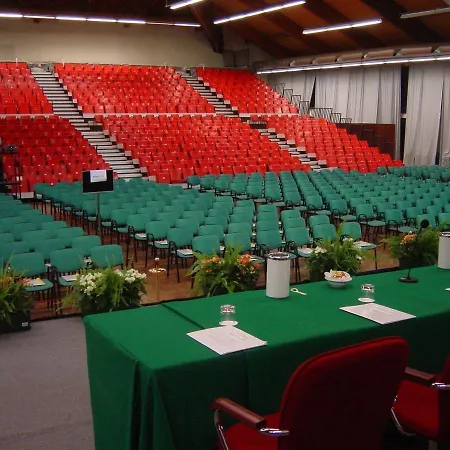 Ξενοδοχείο Rhi Porta Bologna 4*