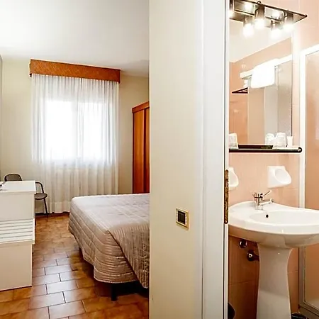 Rhi Porta Bologna Hotel