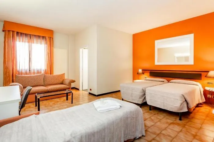 Rhi Porta Bologna Hotel 4*