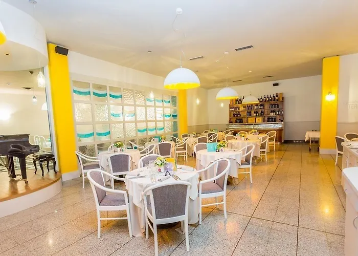 Rhi Porta Bologna פייבה די צ'נטו